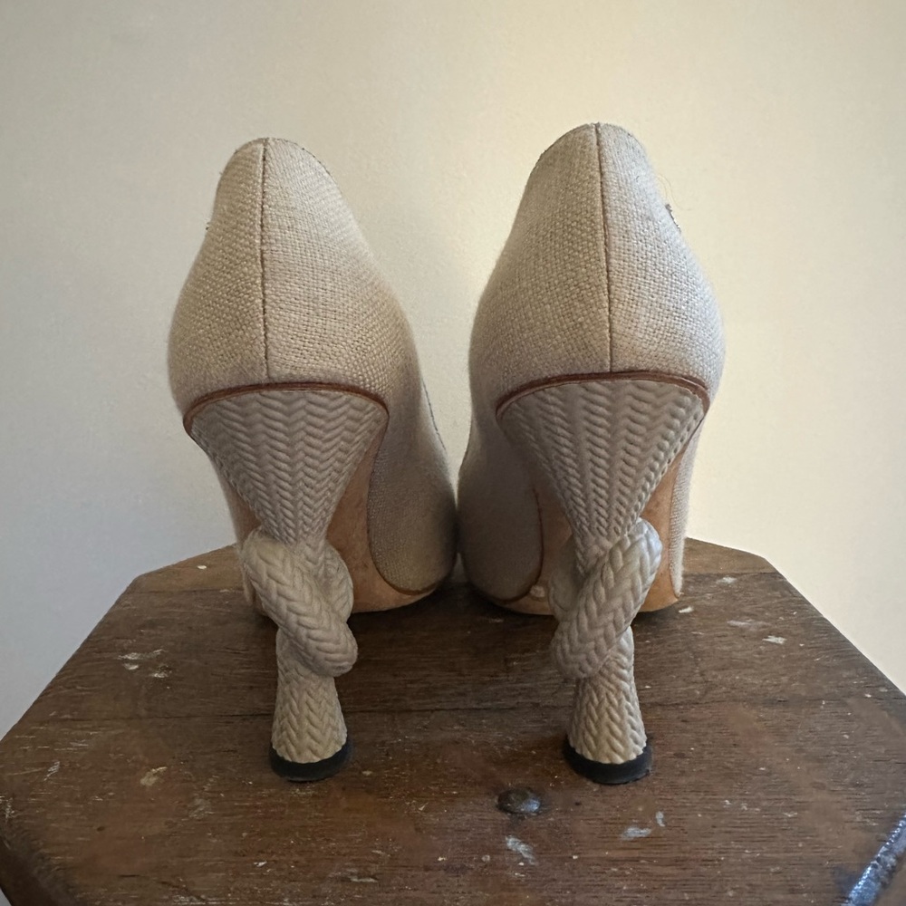 CHANEL Beige and Black Heels with knot Heel 2014 - Picture 3 of 8